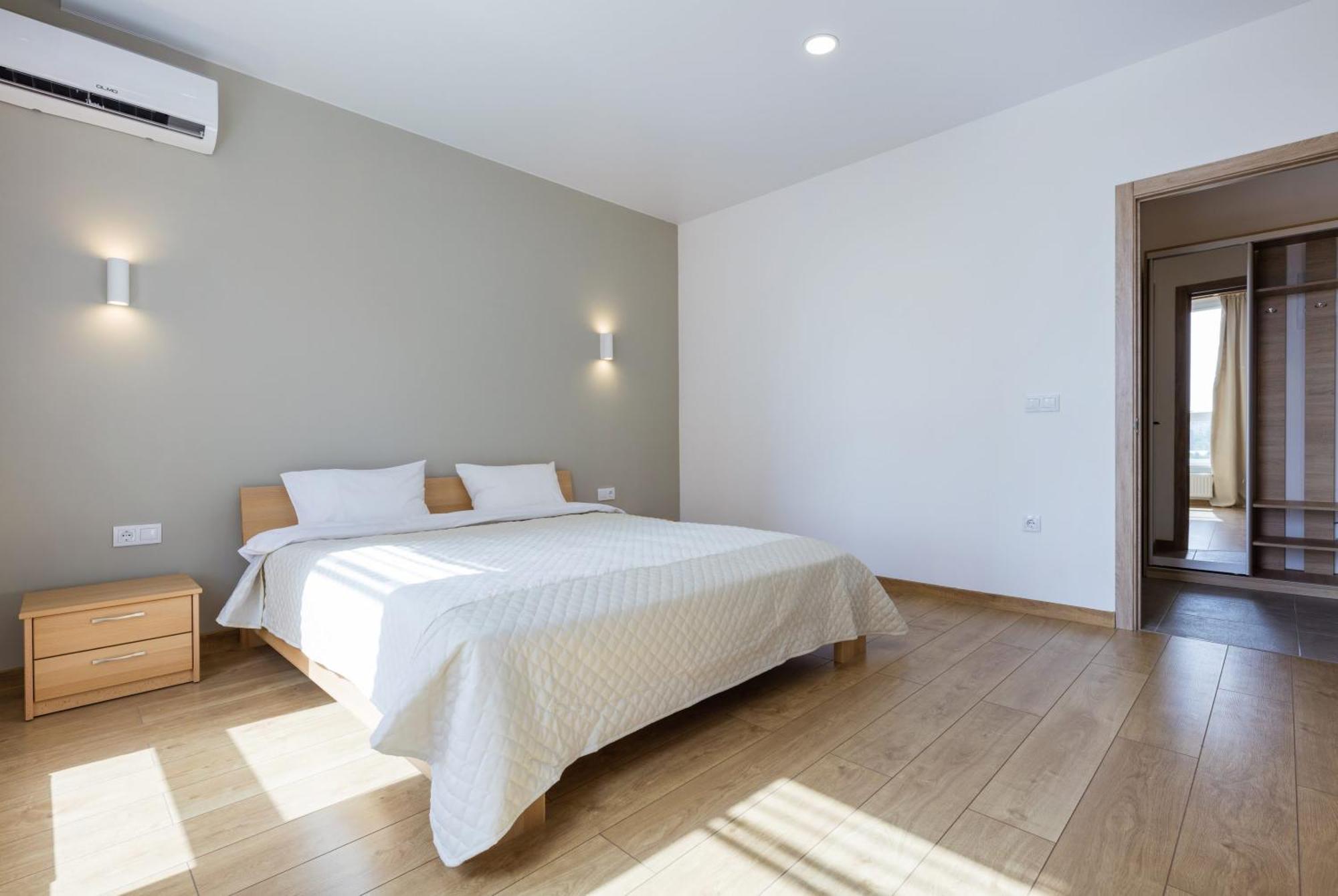 Nyvky Like Home - Nyvky Park - Apt 45 Kiev Luaran gambar